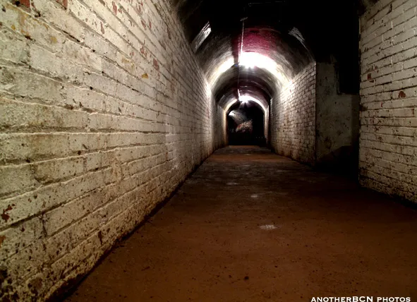 Barcelona and the Civil War air raid shelters (refugis aeris)