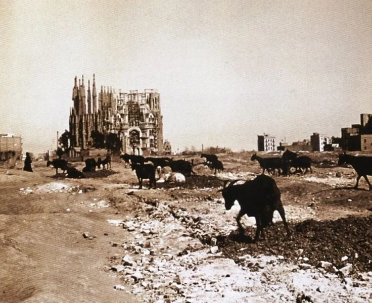 La Sagrada Familia barcelona gaudí