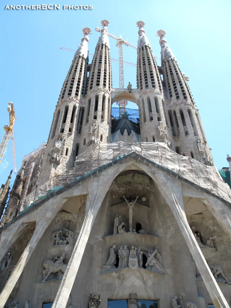 La Sagrada Familia y su consagración