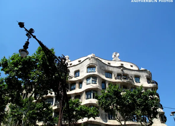 La Pedrera o Casa Milà y Gaudí